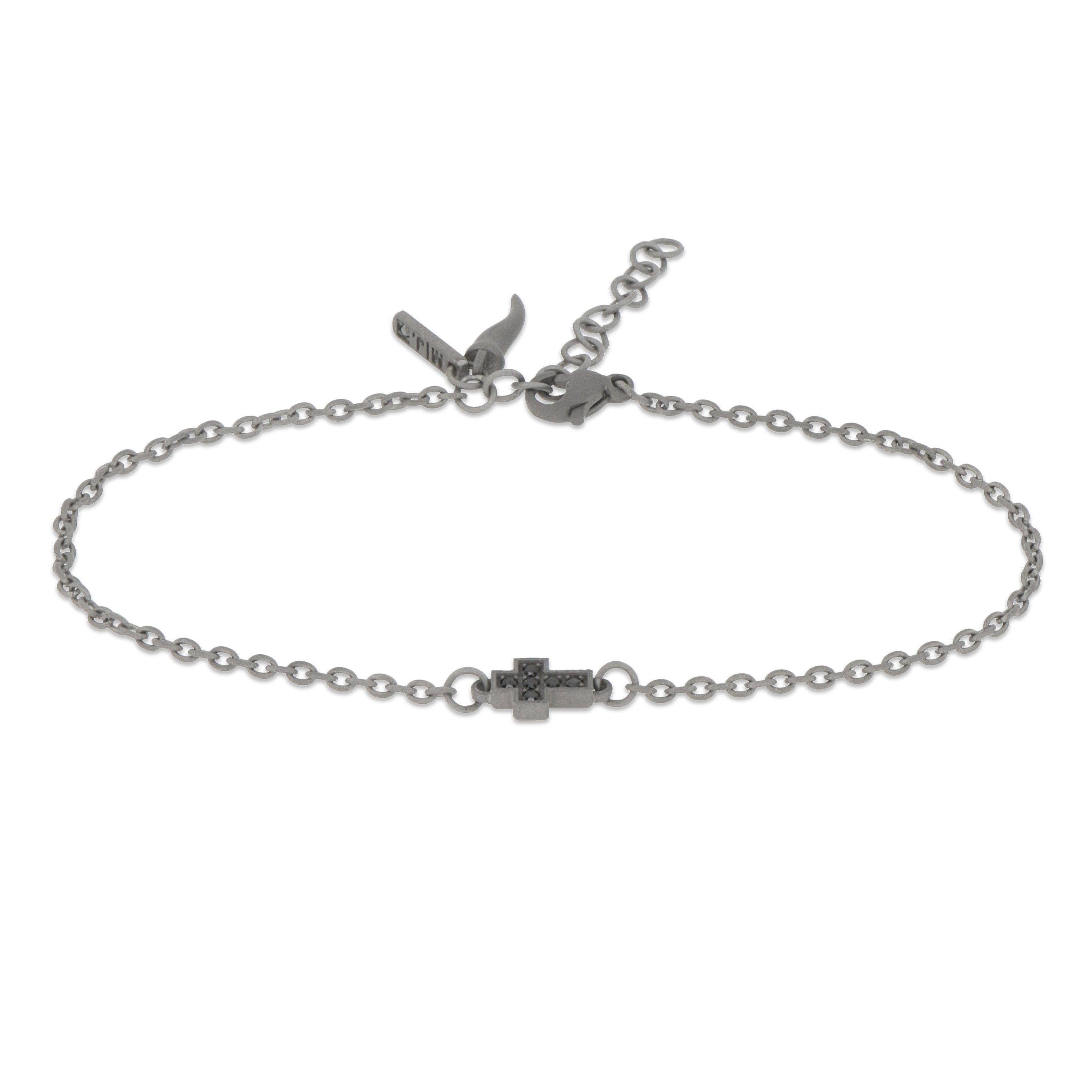 BRACCIALE IN TITANIO CON CROCE CENTRALE E DIAMANTI BLACK