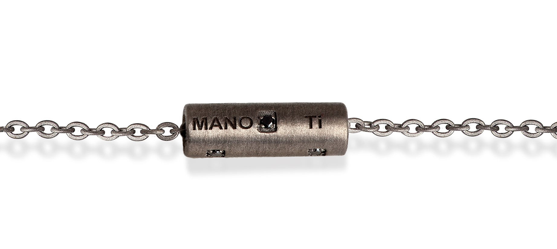 BRACCIALE CON CILINDRO CORTO IN TITANIO SATINATO, 6 DIAMANTI BLACK, CATENA CON CONTROMAGLIA IN ORO ROSSO 18KT.