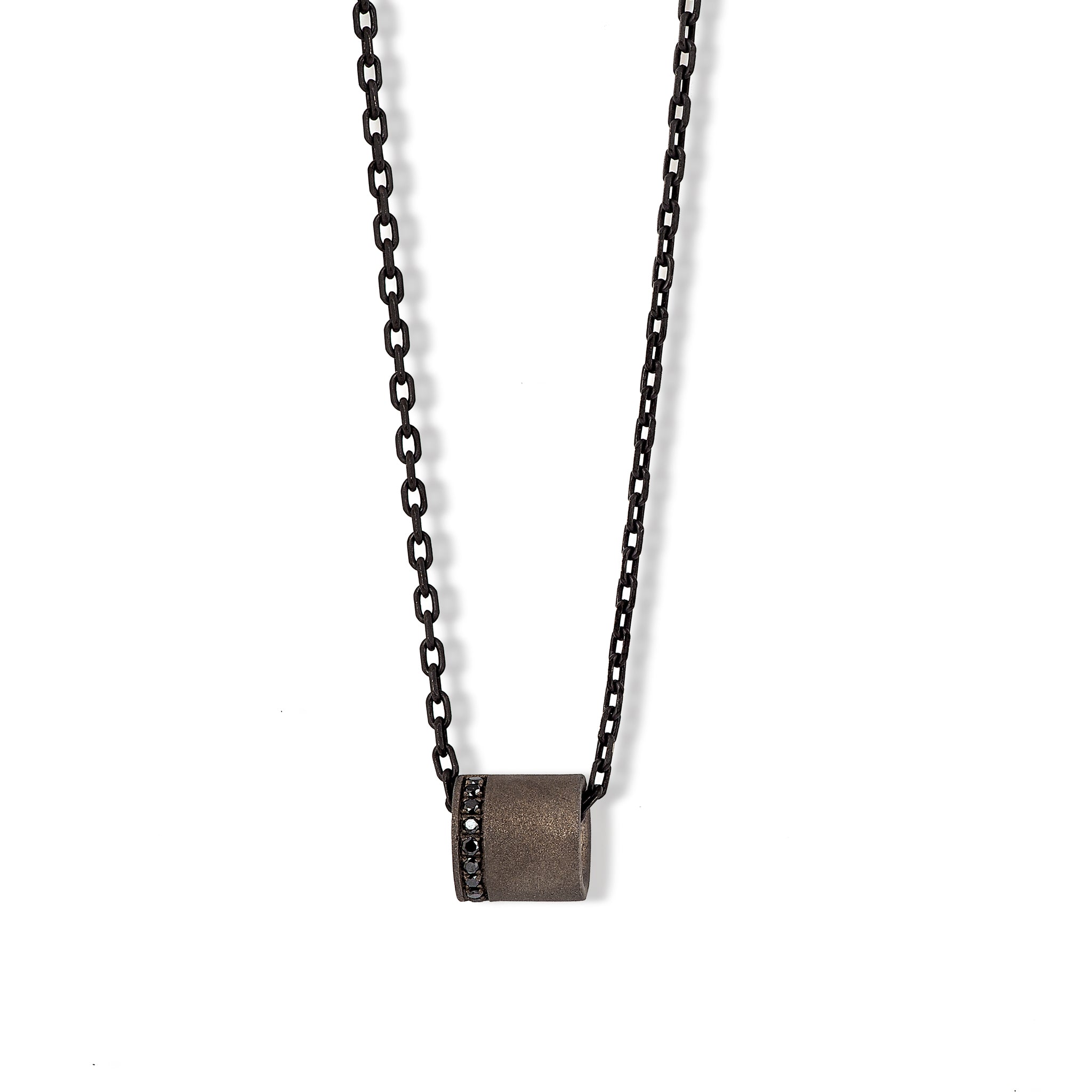 COLLANA CON BARILOTTO  IN TITANIO, 9 DIAMANTI BLACK, ORO ROSSO 9 KT E CATENA.