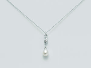CATENINA IN ORO BIANCO CON PENDENTE PERLA E DIAMANTI