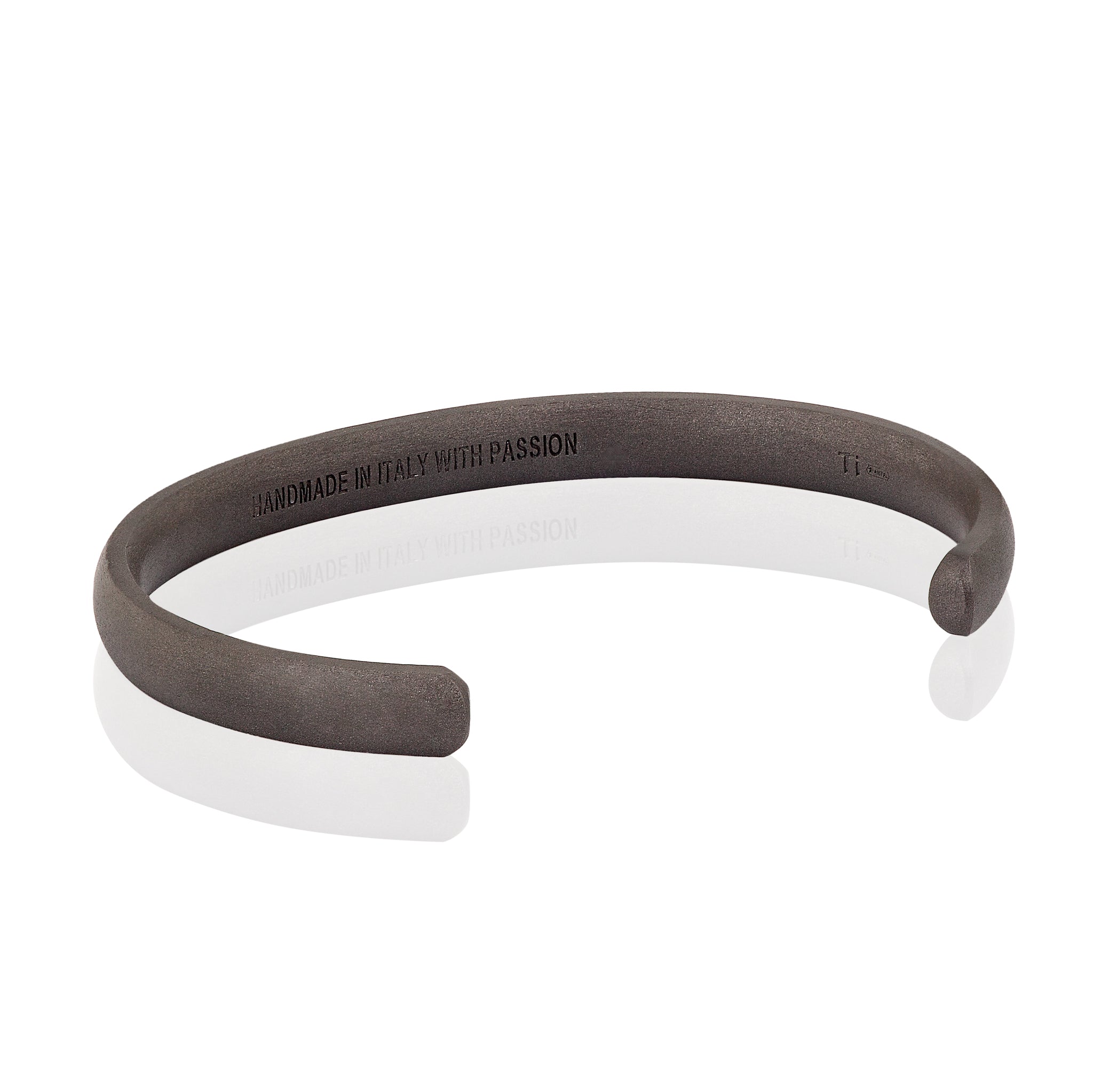 BRACCIALE RIGIDO GRANDE UOMO LINEA BOOST IN TITANIO E 5 VITI IN ORO GIALLO 9 KT.